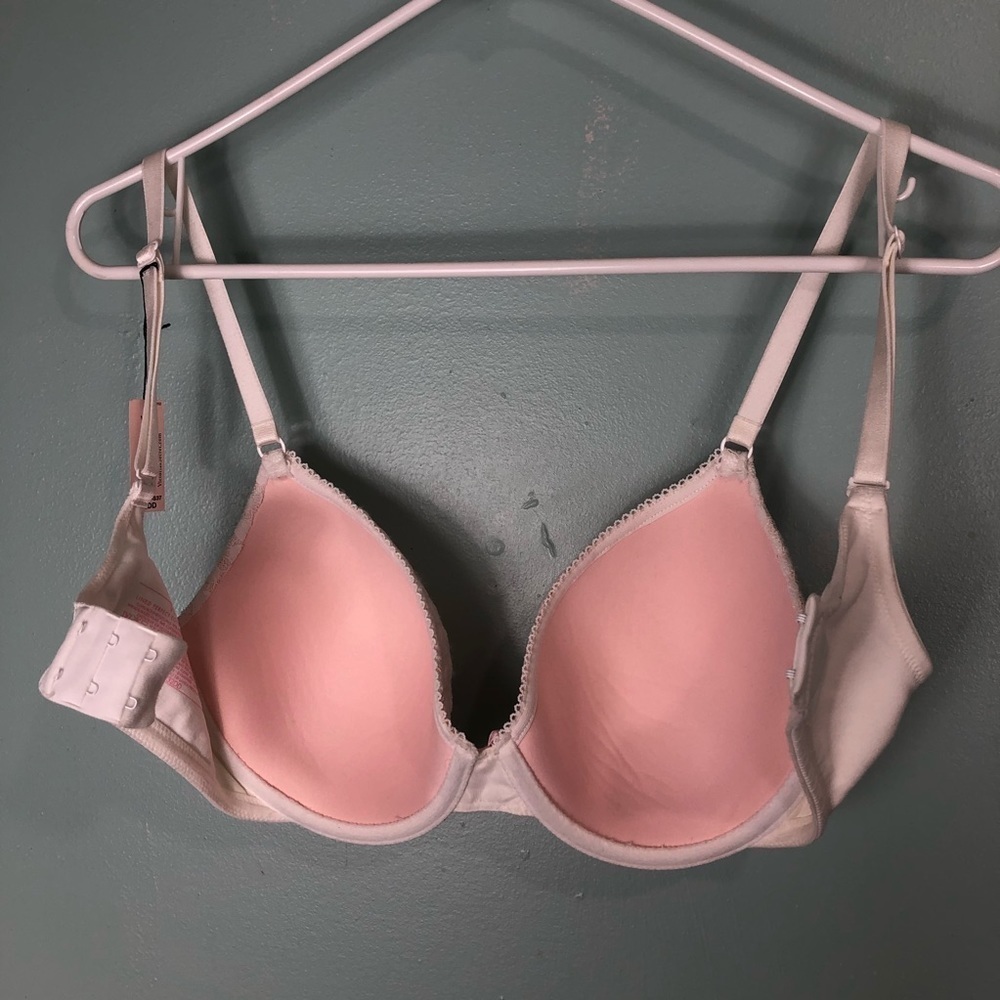 Victorias Secret White Pink Polka Dot Bra‎ - Picture 4 of 4